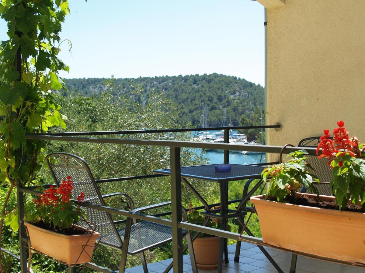 Apartments & Rooms Formenti Skradin Bilik gambar