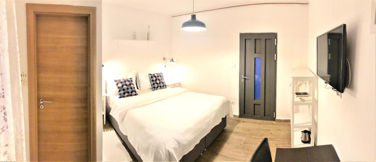 Apartments & Rooms Formenti Skradin Luaran gambar