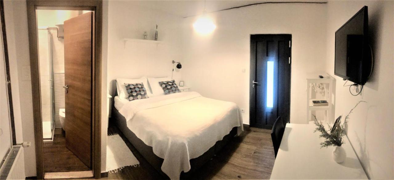 Apartments & Rooms Formenti Skradin Luaran gambar