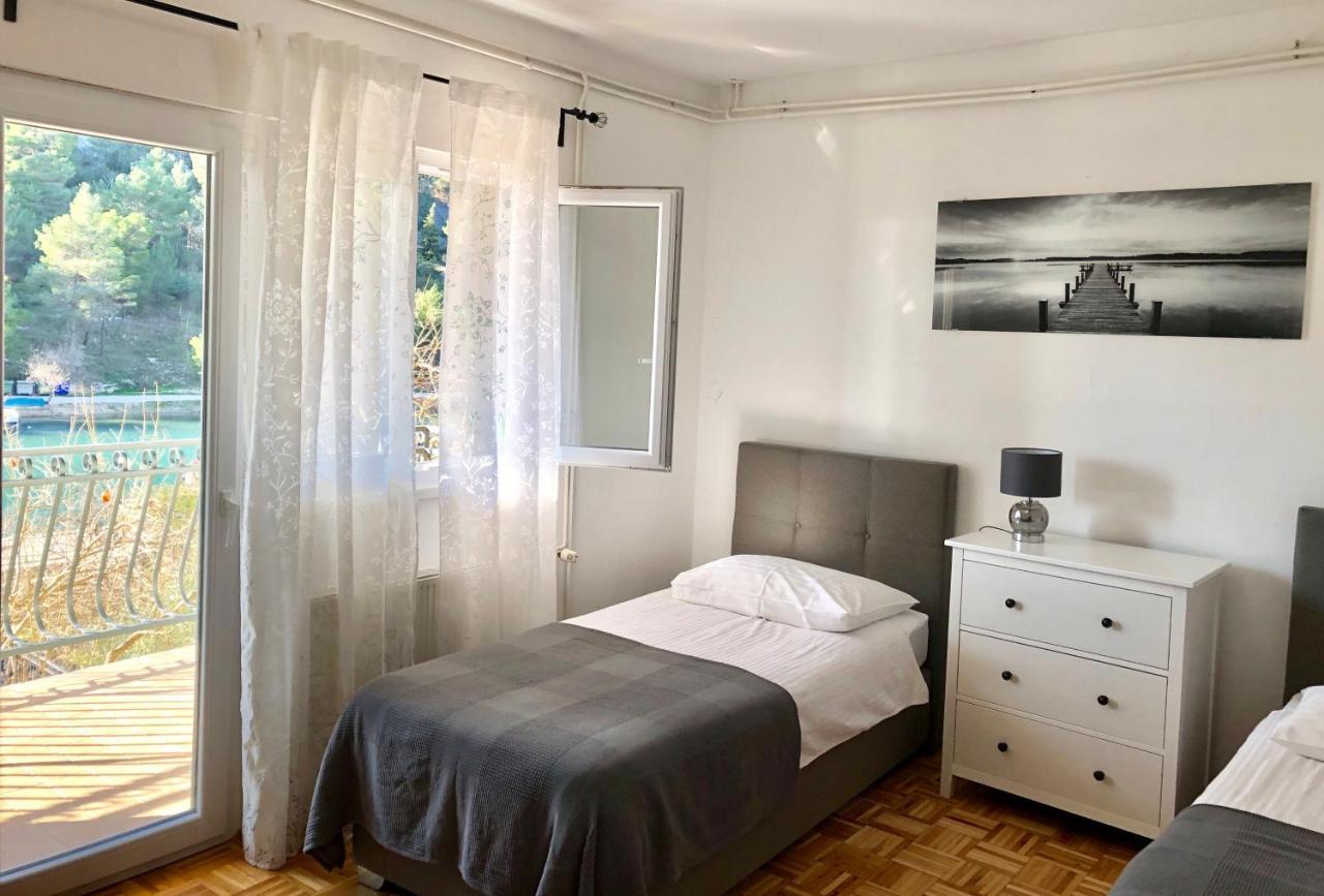 Apartments & Rooms Formenti Skradin Luaran gambar