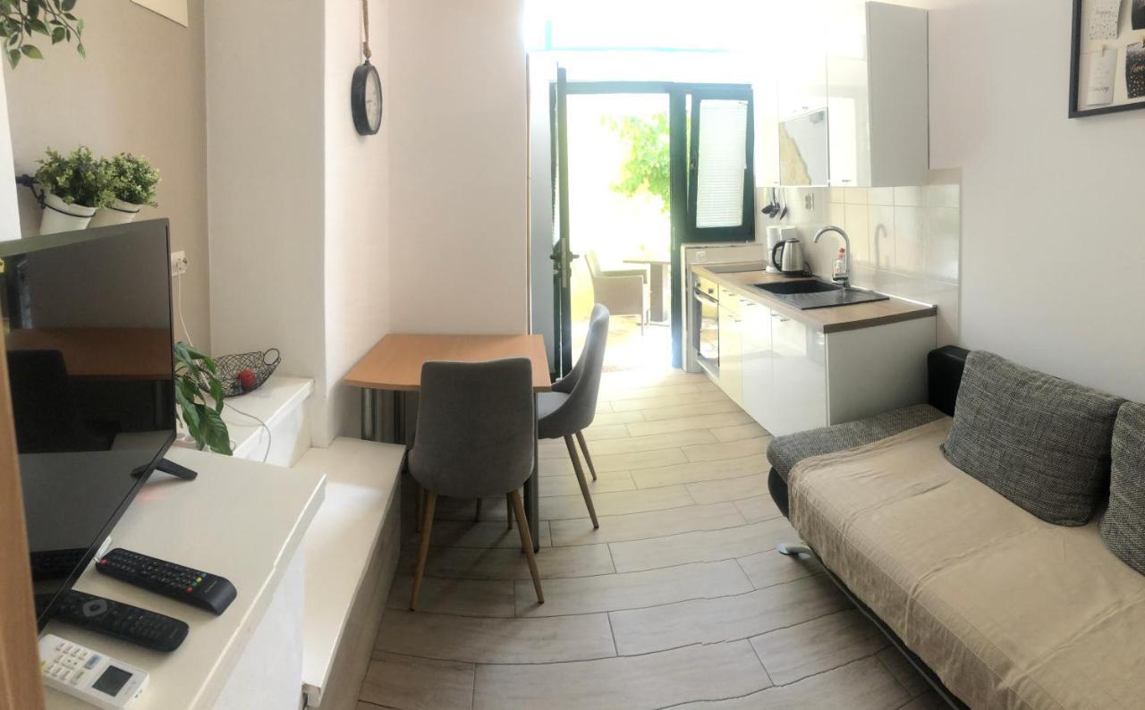 Apartments & Rooms Formenti Skradin Luaran gambar