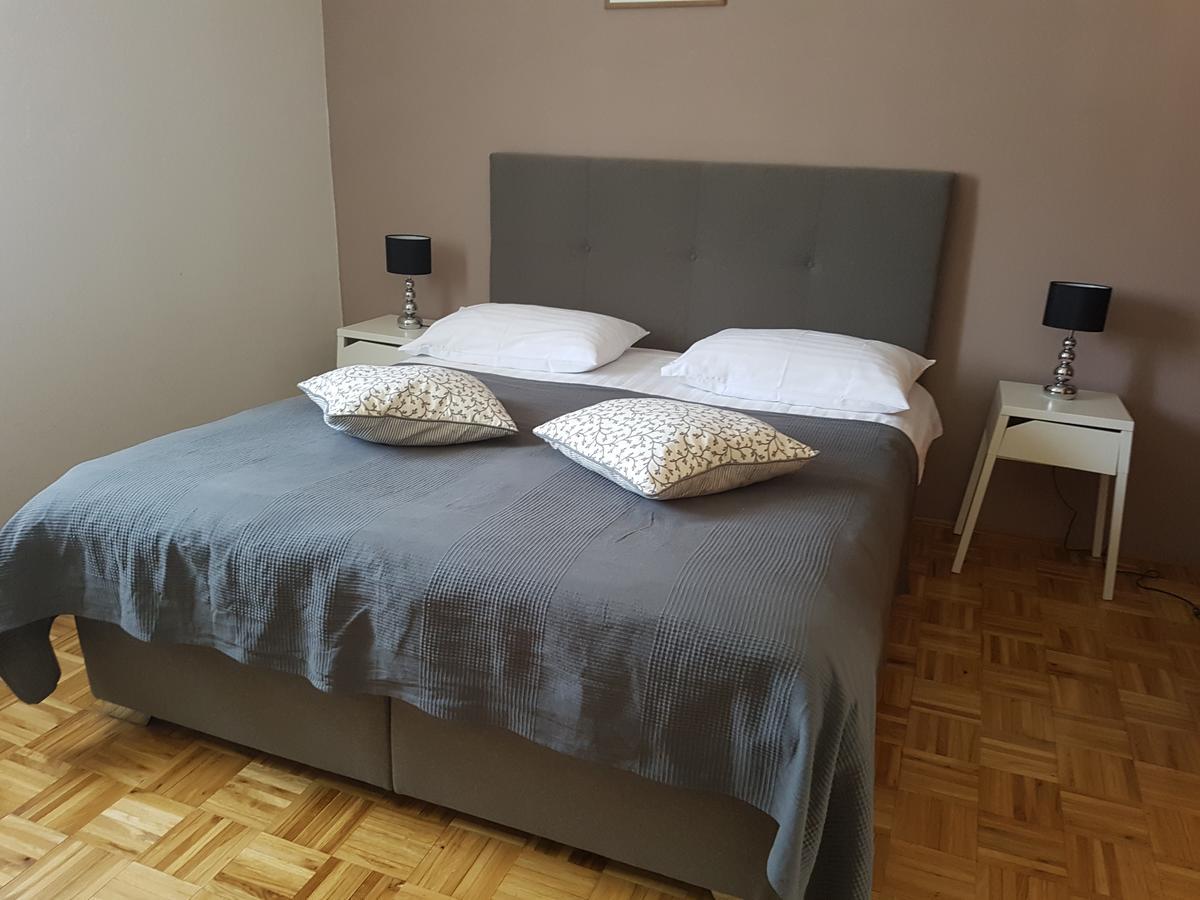 Apartments & Rooms Formenti Skradin Luaran gambar
